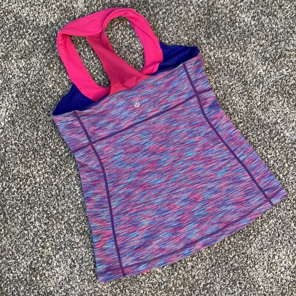 lululemon athletica Tops - Lululemon tank top scoop neck